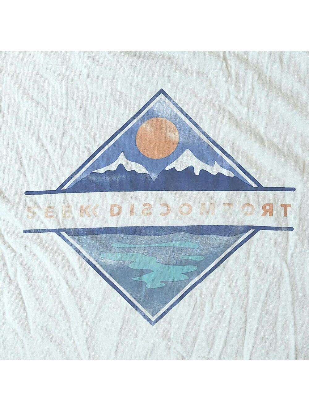 Seek Discomfort White T-Shirt Mountain Graphic Casual Crew Neck SS Mens Large